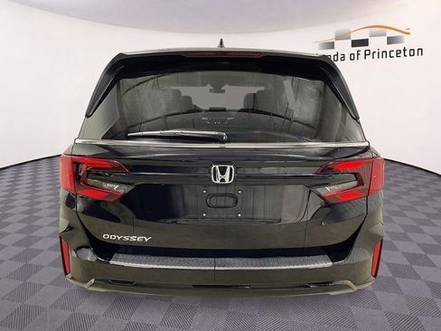 New 2026 Honda Odyssey EX-L image 4