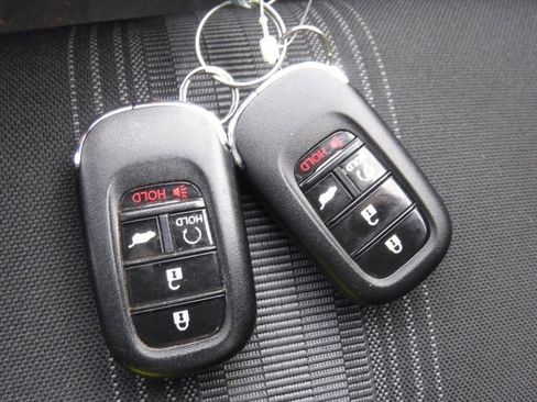 Used 2022 Honda Civic Sport image 28