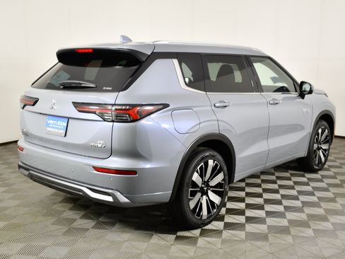 New 2026 Mitsubishi Outlander SEL AWD/4WD image 6