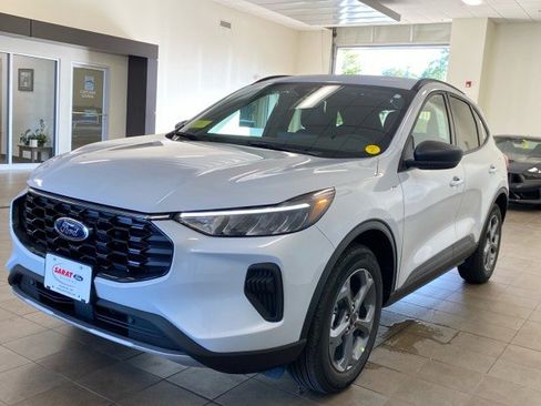 New 2025 Ford Escape ST-Line w/ Tech Pack #1 image 4