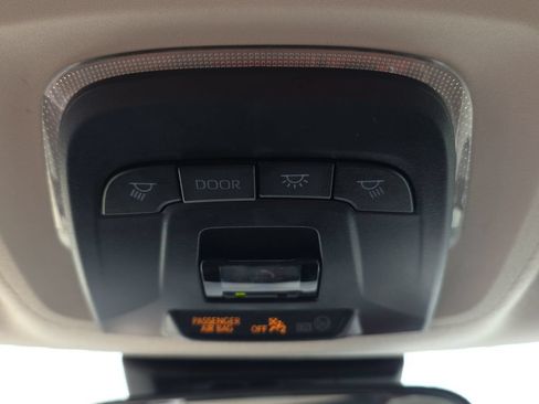 Used 2025 Toyota Corolla LE FWD image 24