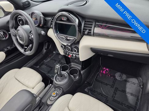 Used 2020 MINI Cooper Convertible FWD image 28