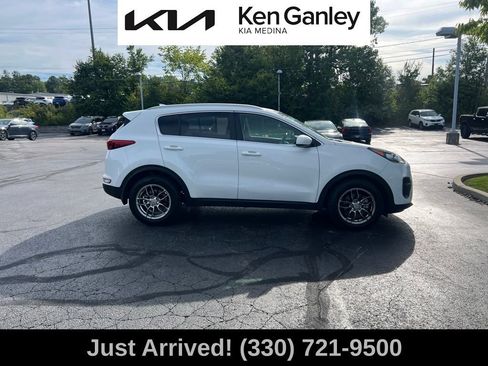 Used 2018 Kia Sportage LX w/ LX Popular Package FWD image 4
