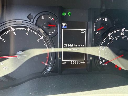 Used 2023 Toyota 4Runner SR5 Premium w/ Moonroof Package RWD image 1