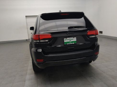 Used 2020 Jeep Grand Cherokee Altitude AWD/4WD image 6