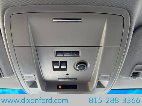 Used 2017 Chevrolet Suburban Premier AWD/4WD image 19
