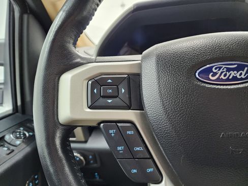 Used 2022 Ford F250 Lariat w/ Tremor Off-Road Package image 14