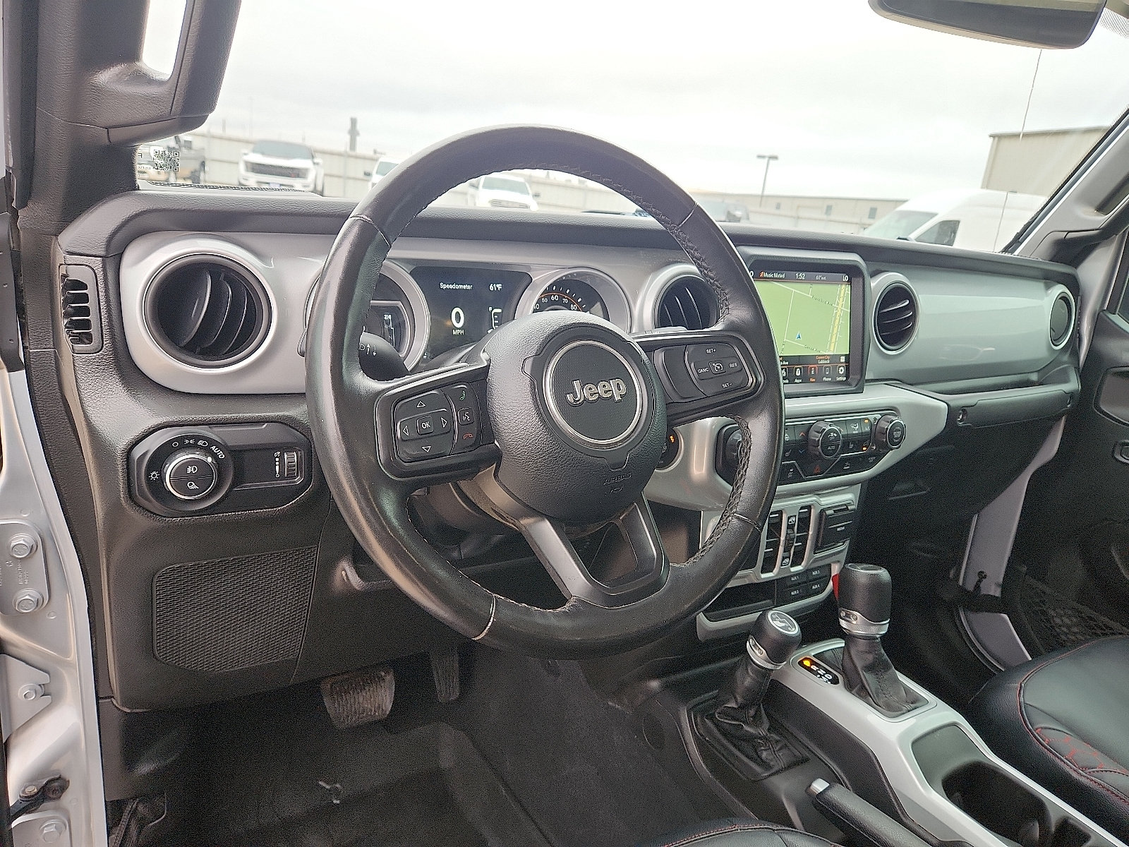 Used 2023 Jeep Gladiator Sport AWD/4WD image 11