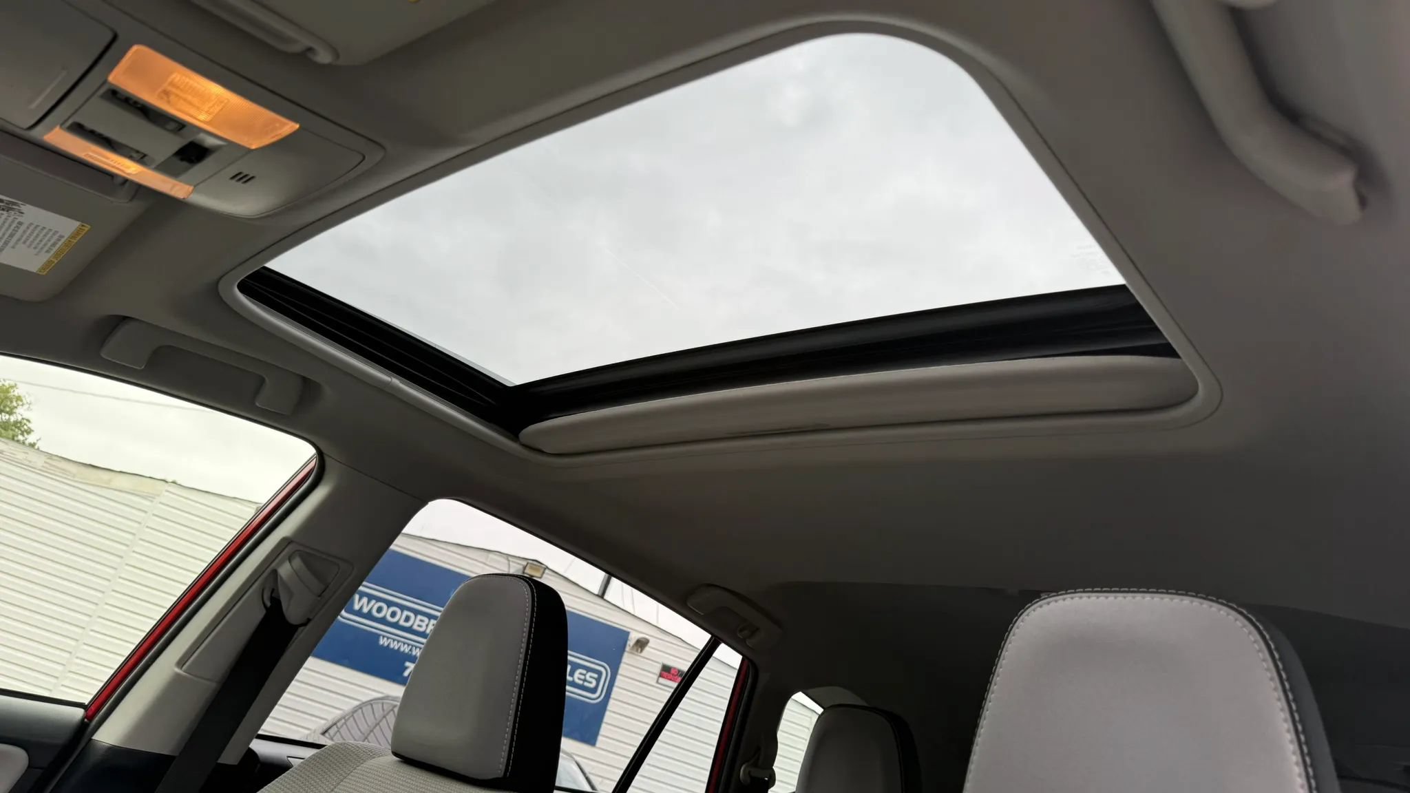 Used 2017 Toyota RAV4 XLE FWD image 21