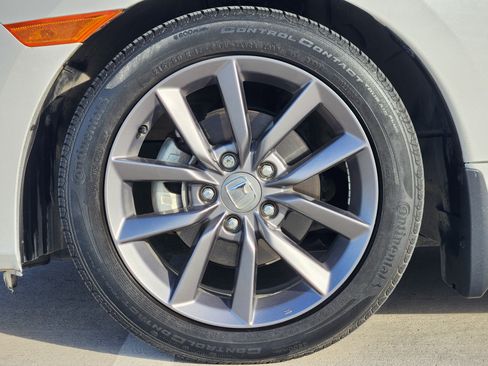 Used 2019 Honda Civic EX image 11