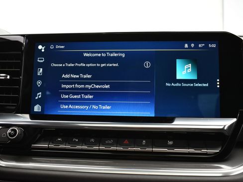 Used 2025 Chevrolet Silverado 1500 High Country image 34