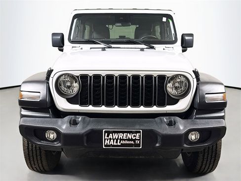 Used 2024 Jeep Wrangler Sport S image 2
