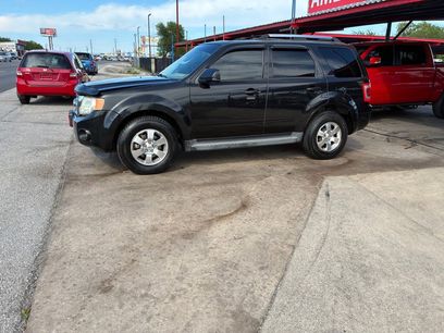 Used 2011 Ford Escape Limited w/ 302A Rapid Spec Order Code