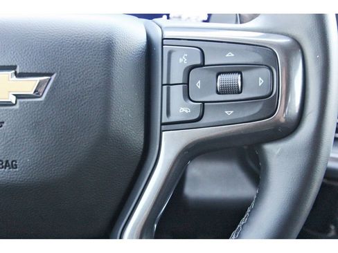 Used 2025 Chevrolet Silverado 1500 High Country w/ High Country Premium Package AWD/4WD image 15