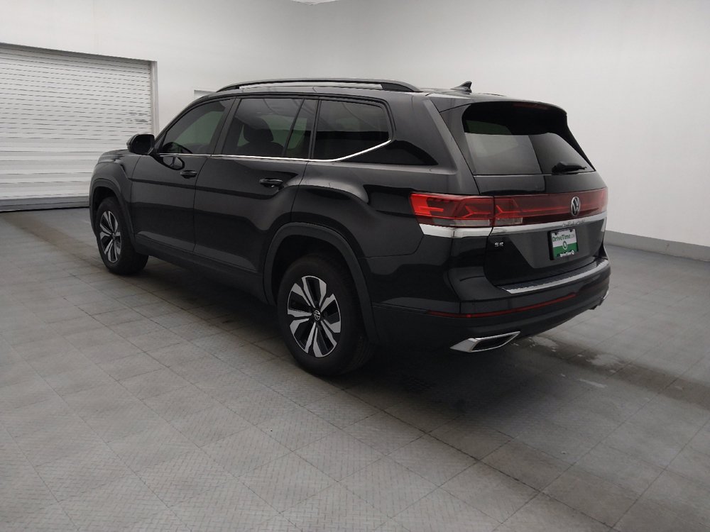 Used 2024 Volkswagen Atlas SE FWD image 3