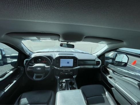 Used 2021 Ford F150 Lariat w/ Max Trailer Tow Package image 12