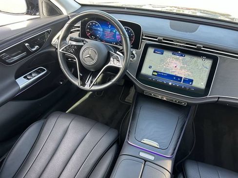 Used 2025 Mercedes-Benz E 350 Sedan w/ Winter Package image 15