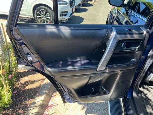 Used 2021 Toyota 4Runner Limited AWD/4WD image 16