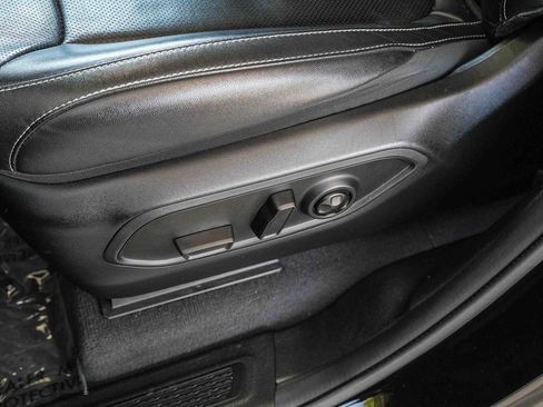 Used 2023 Jeep Grand Cherokee 4WD 4xe w/ Luxury Tech Group II image 21