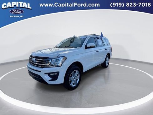 Used 2020 Ford Expedition XLT w/ Equipment Group 202A image 4