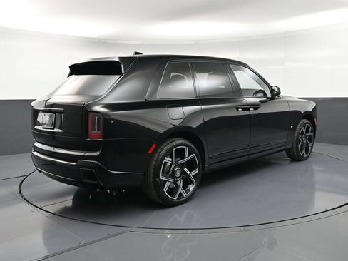 New 2027 Rolls-Royce Cullinan Black Badge AWD/4WD image 8