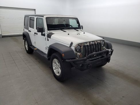 Used 2018 Jeep Wrangler Unlimited Sport S AWD/4WD image 13