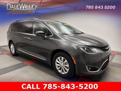 Used 2019 Chrysler Pacifica Touring-L