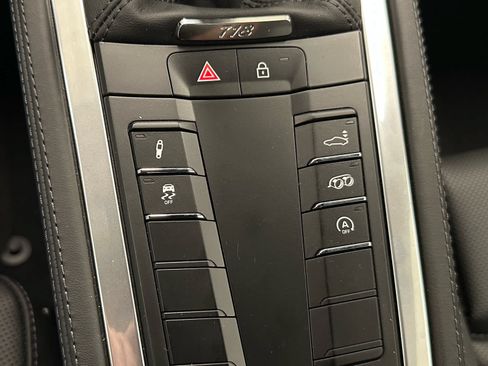 Used 2025 Porsche 718 Cayman S RWD image 23