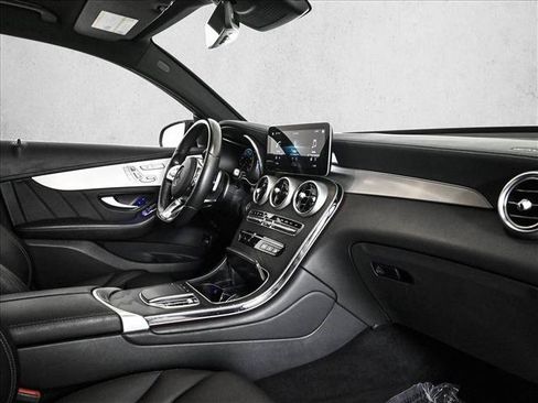 Used 2022 Mercedes-Benz GLC 300 4MATIC Coupe image 23