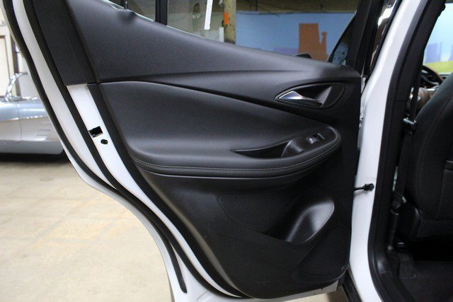 Used 2023 Buick Encore GX Essence w/ Experience Buick Package FWD image 15