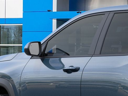 New 2026 Chevrolet Equinox LT FWD image 30