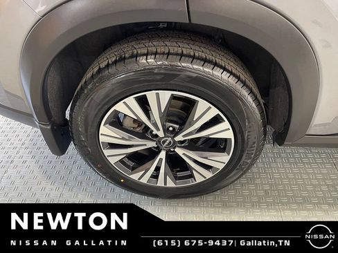 Used 2023 Nissan Rogue SV w/ SV Premium Package AWD/4WD image 44