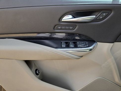 Used 2023 Cadillac XT4 Premium Luxury image 22