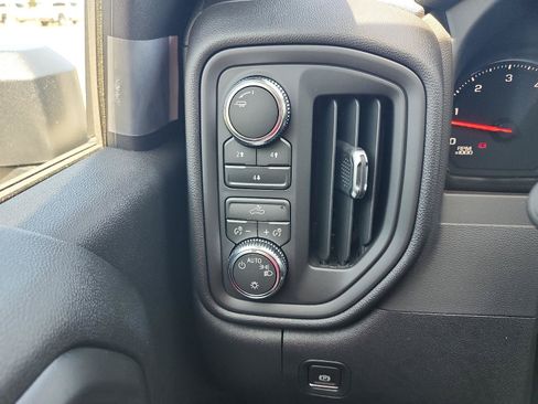 New 2026 GMC Sierra 3500 Pro AWD/4WD image 17