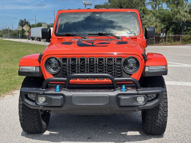 Used 2023 Jeep Wrangler Unlimited Rubicon 4xe AWD/4WD image 3