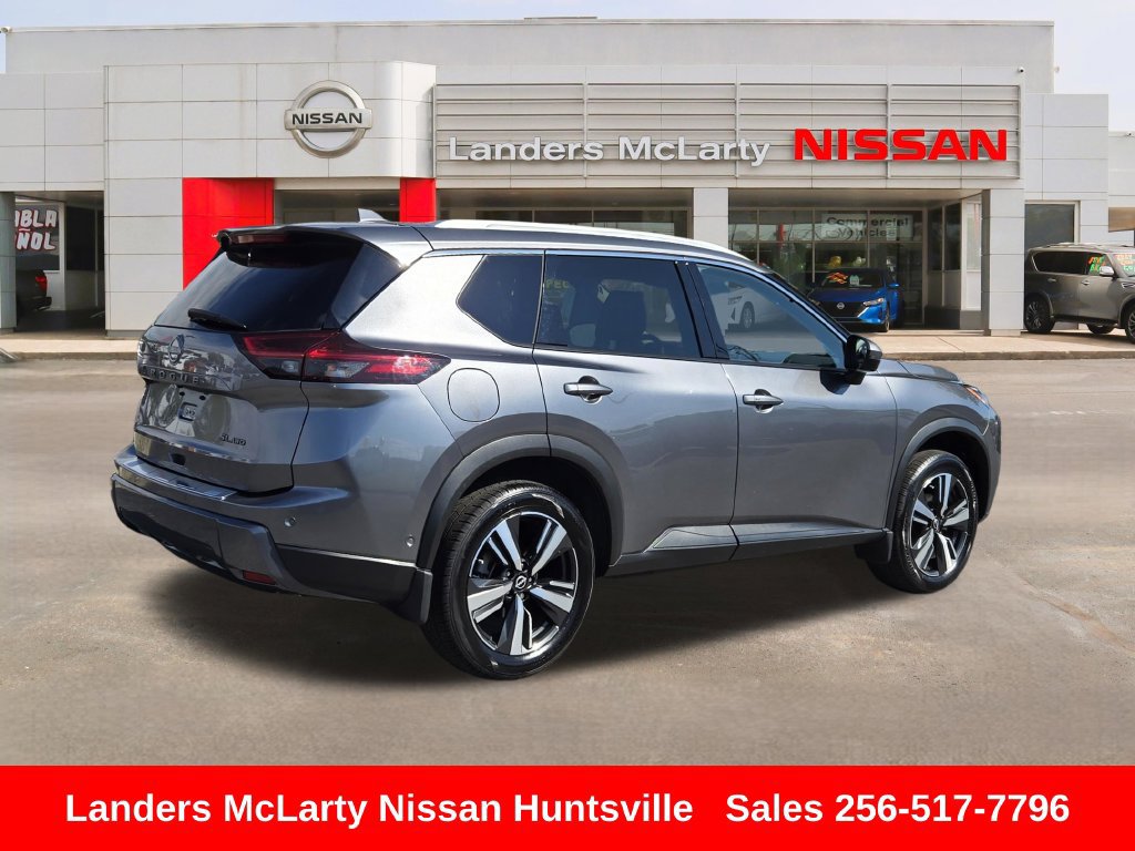 Used 2025 Nissan Rogue SL w/ SL Premium Package AWD/4WD image 3