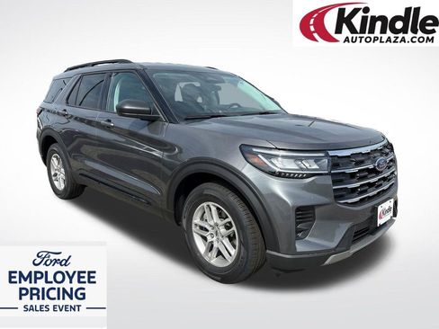 New 2026 Ford Explorer Active AWD/4WD image 1