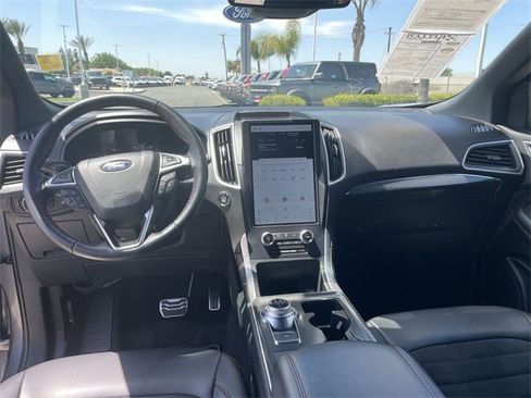 Used 2024 Ford Edge ST-Line image 19
