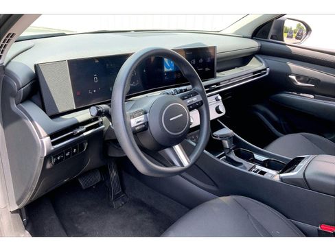 Used 2025 Hyundai Tucson SEL AWD/4WD image 13