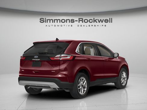 Used 2023 Ford Edge SEL w/ Convenience Package AWD/4WD image 8