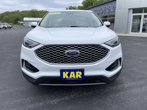 Certified 2023 Ford Edge SEL w/ Convenience Package AWD/4WD image 4