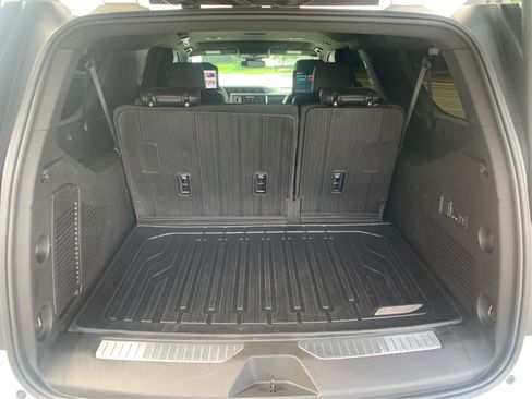 Used 2024 GMC Yukon XL Denali w/ Max Trailering Package AWD/4WD image 6