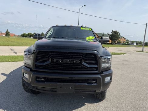 Used 2018 RAM 2500 Laramie AWD/4WD image 2