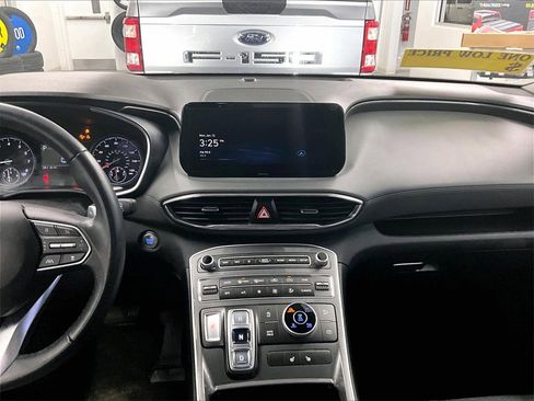 Used 2023 Hyundai Santa Fe SEL image 18
