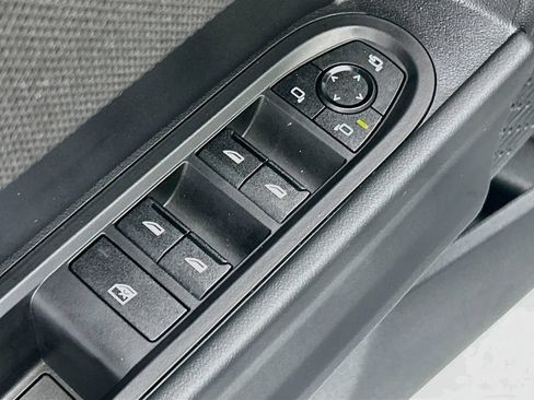 Used 2026 MINI Cooper 4-Door Hardtop FWD image 25
