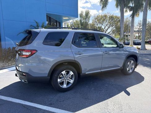 New 2026 Honda Pilot TrailSport image 3