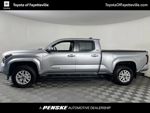 Used 2024 Toyota Tacoma SR5 AWD/4WD image 2