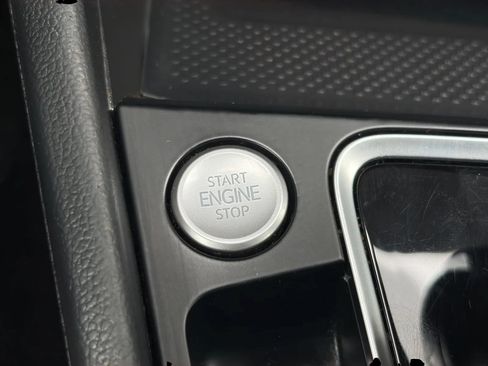 Used 2021 Volkswagen Jetta SEL FWD image 26