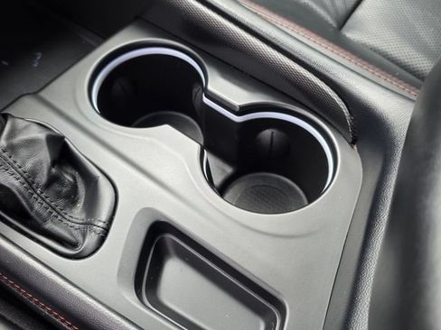 Used 2024 Dodge Durango GT RWD image 32