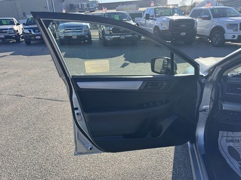 Used 2015 Subaru Legacy 2.5i AWD/4WD image 16